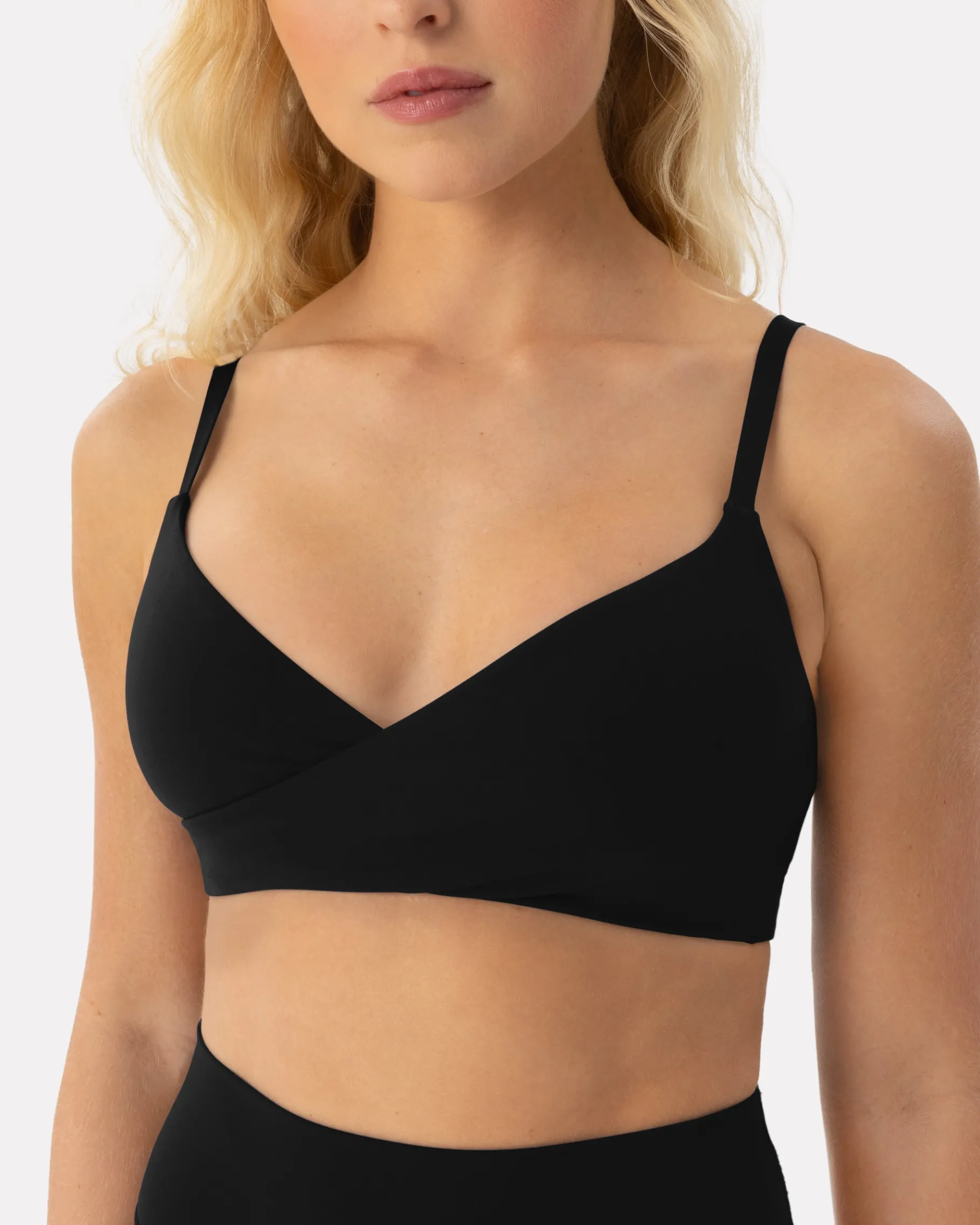 PAVOI Low Support Bras|Bras-Athleisure Crossover Low-Support Sports Bra