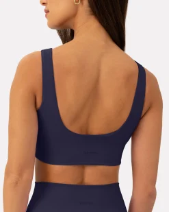 PAVOI Medium Support Bras|Bras-Athleisure Curved Hem Medium-Support Sports Bra