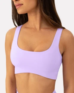 PAVOI Medium Support Bras|Bras-Athleisure Curved Hem Medium-Support Sports Bra