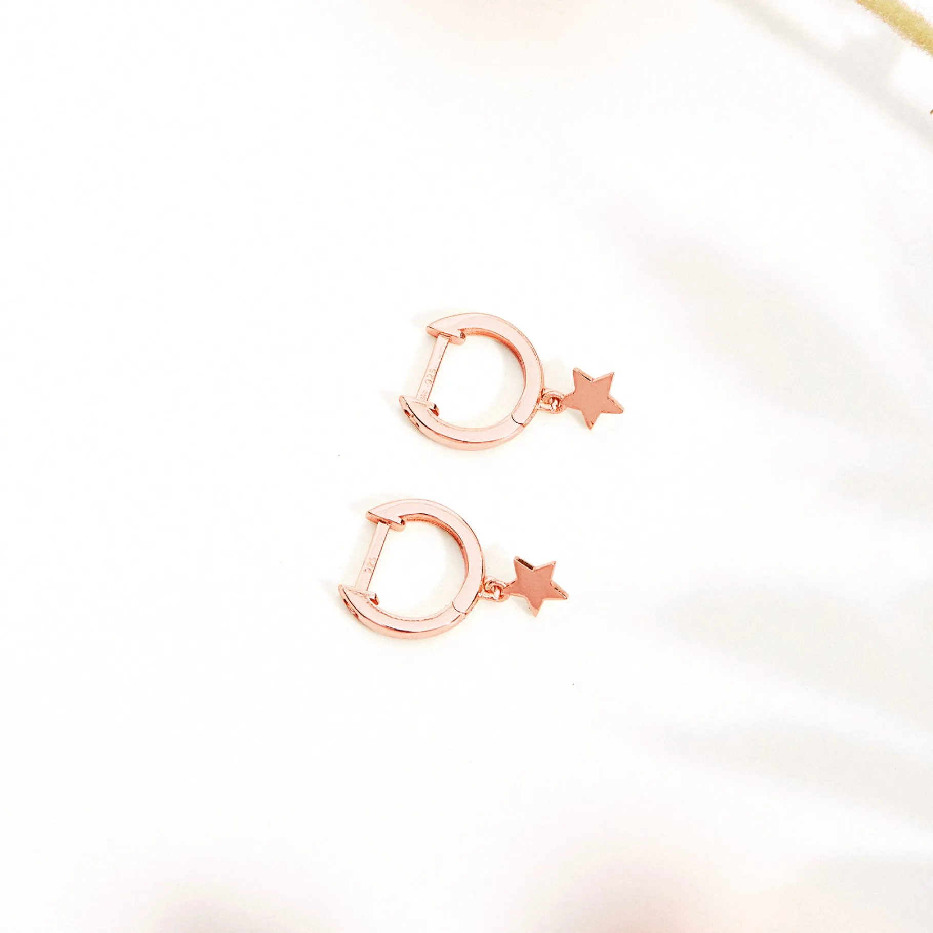 PAVOI Dangle & Threader|Huggies-Drop Star Huggies