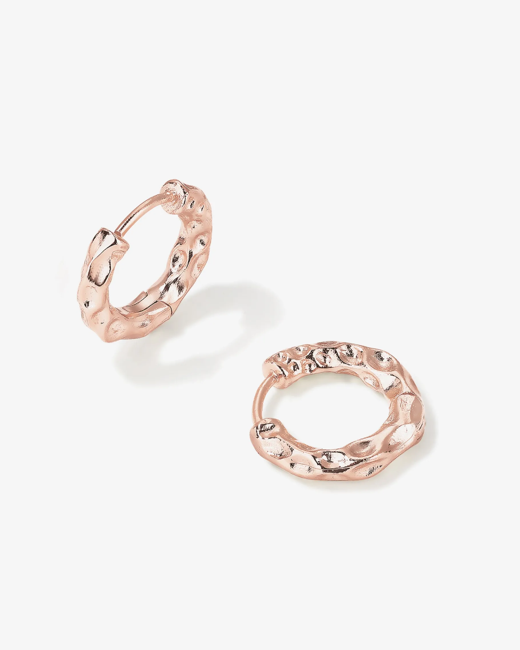 PAVOI Huggies|Hoops-Hammered Huggies