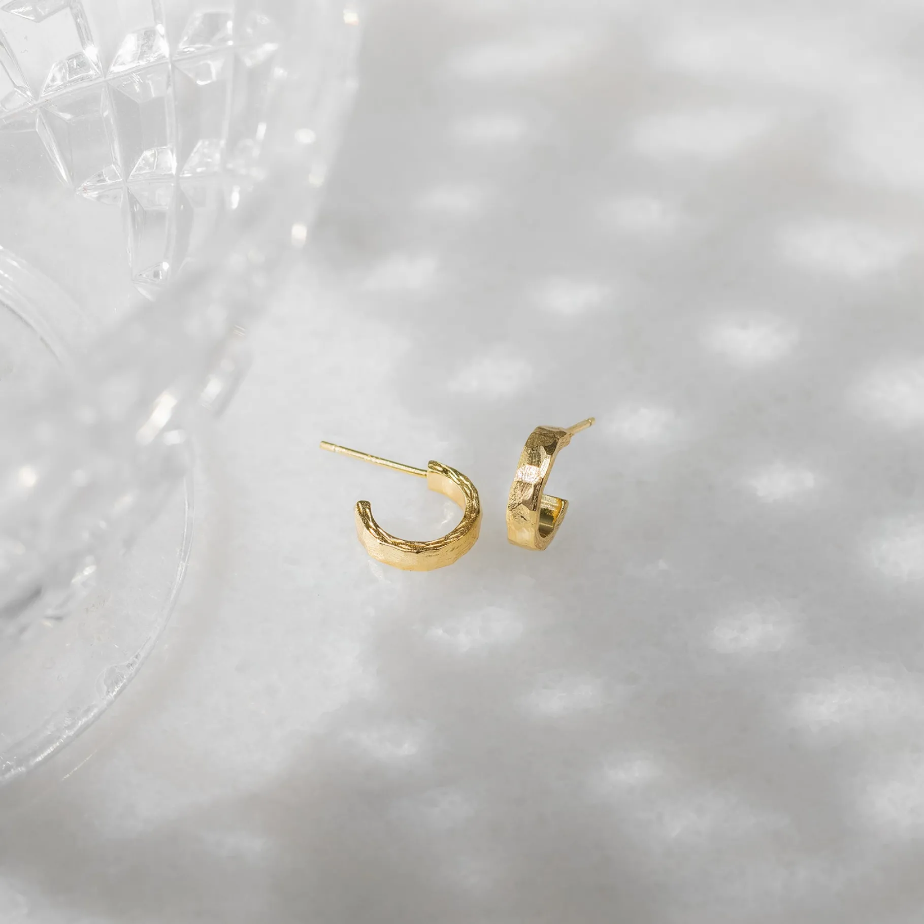 PAVOI Hoops-Hammered Thick Hoop