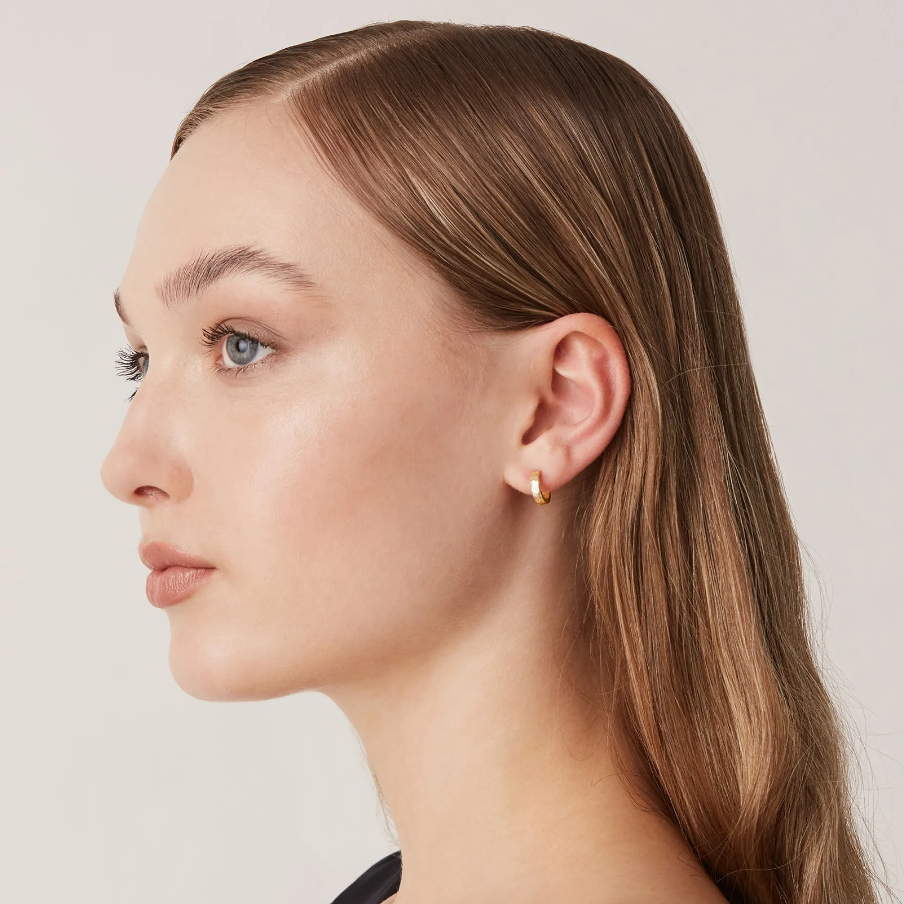 PAVOI Hoops-Hammered Thick Hoop