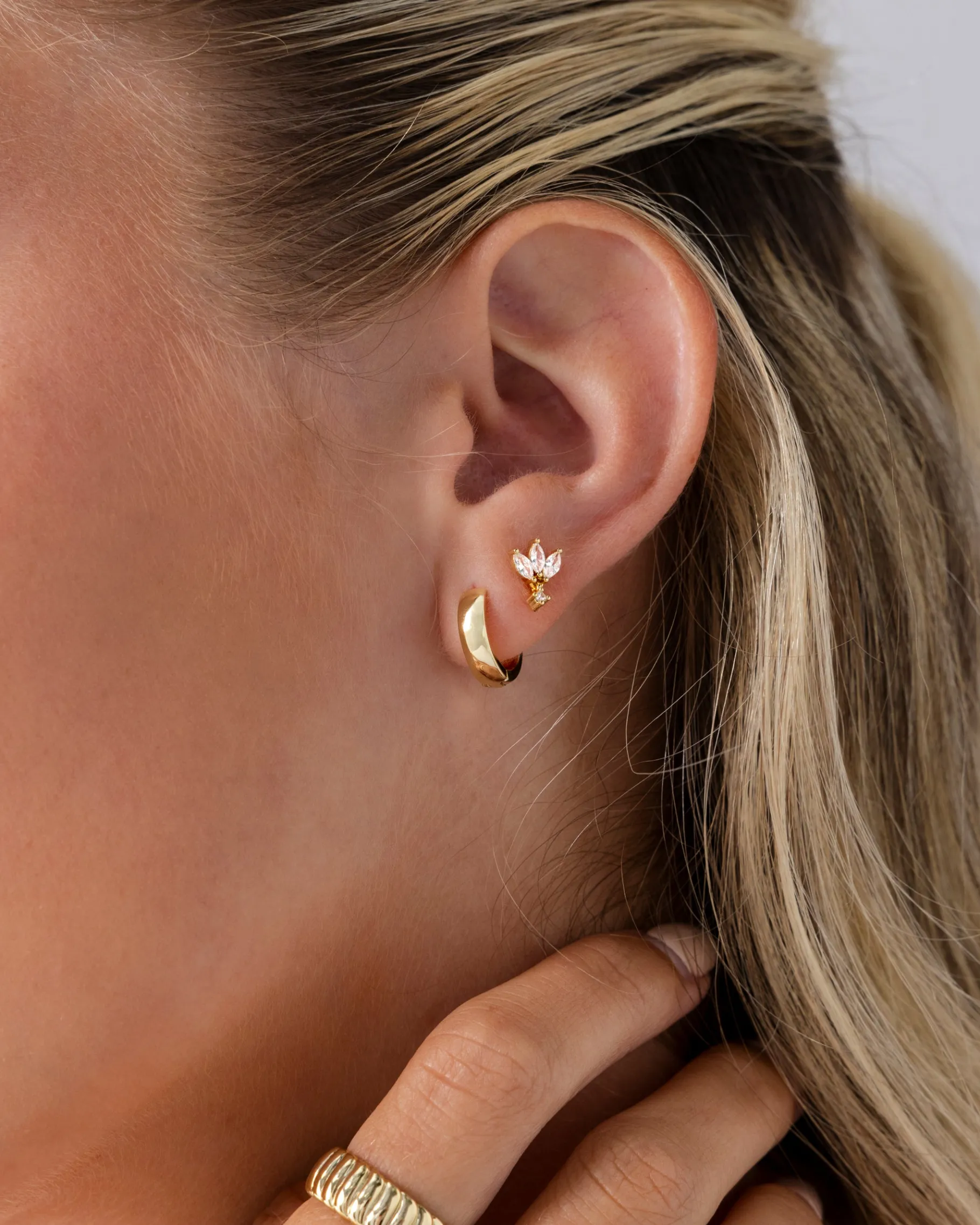 PAVOI Dangle & Threader|Flat Backs-Lotus Dangle Screwbacks