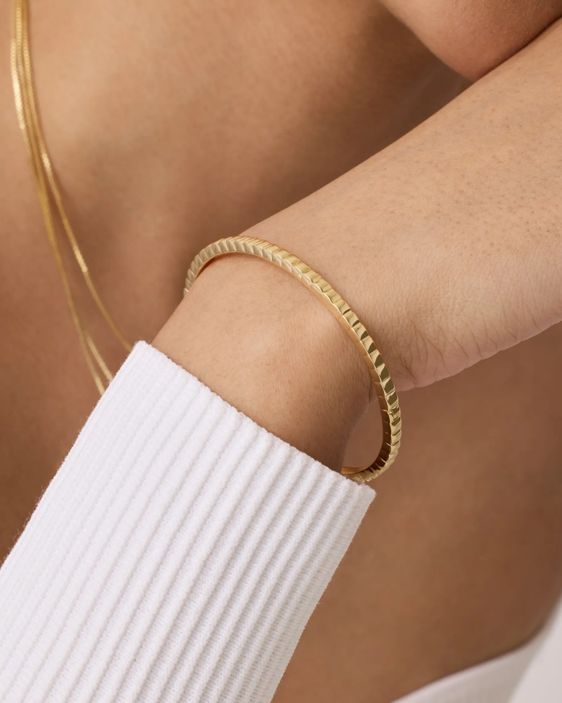 PAVOI Bangles-Ribbed Cuff Bangle